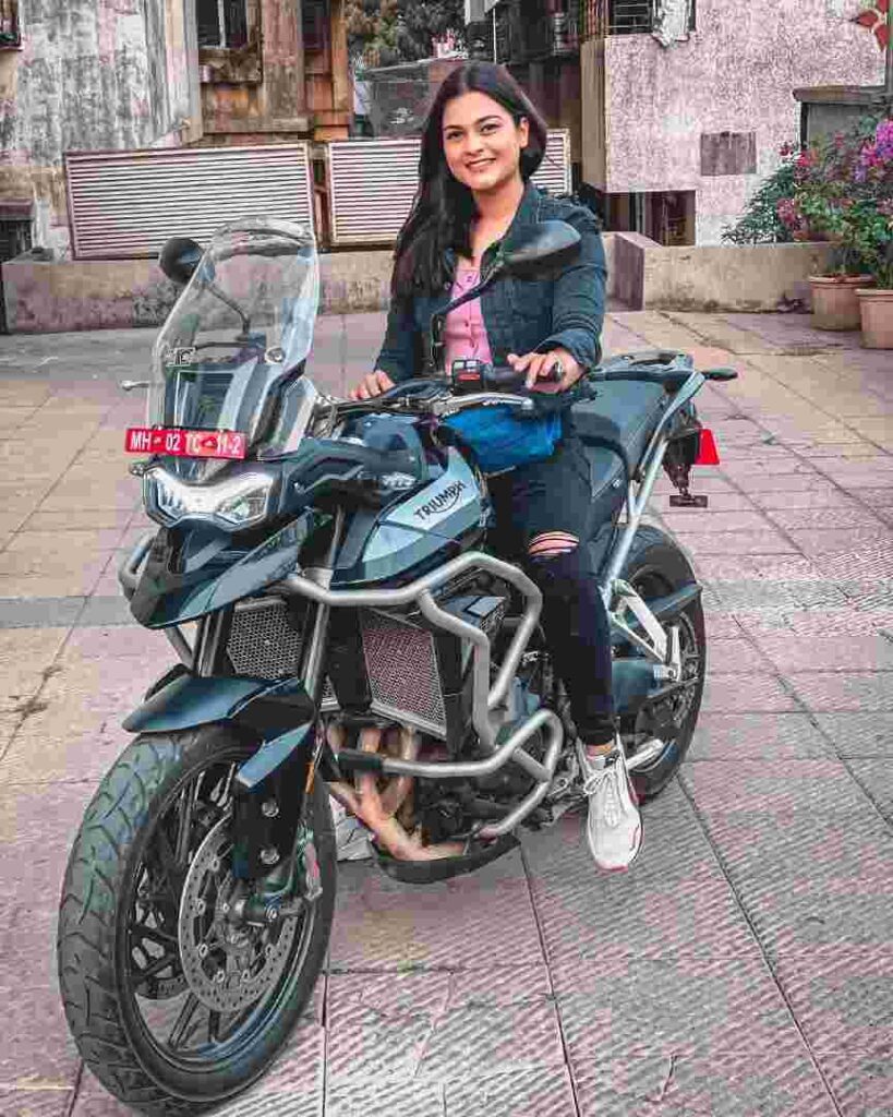 Rider Girl Vishakha Biography, Caste, Married, Husband Name, Birth Place, Boyfriend, Family, Age, Height, Career, Education, Net Worth, Profession